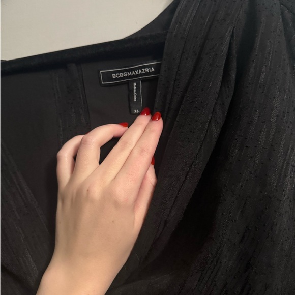 BCBGMAXAZRIA Women's Cropped Wrap Top with Bow XL - Picture 7 of 11